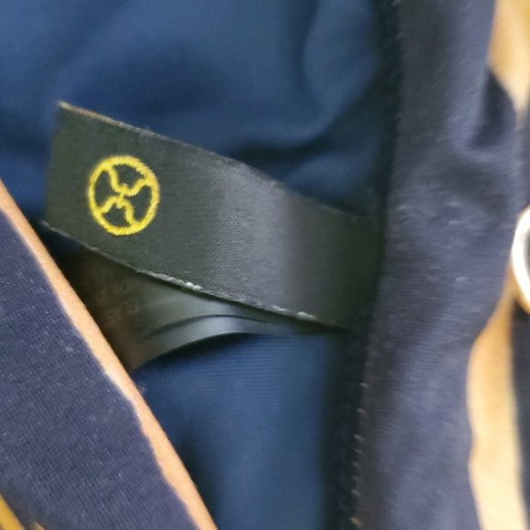 Bikini - Picture 2 of 6